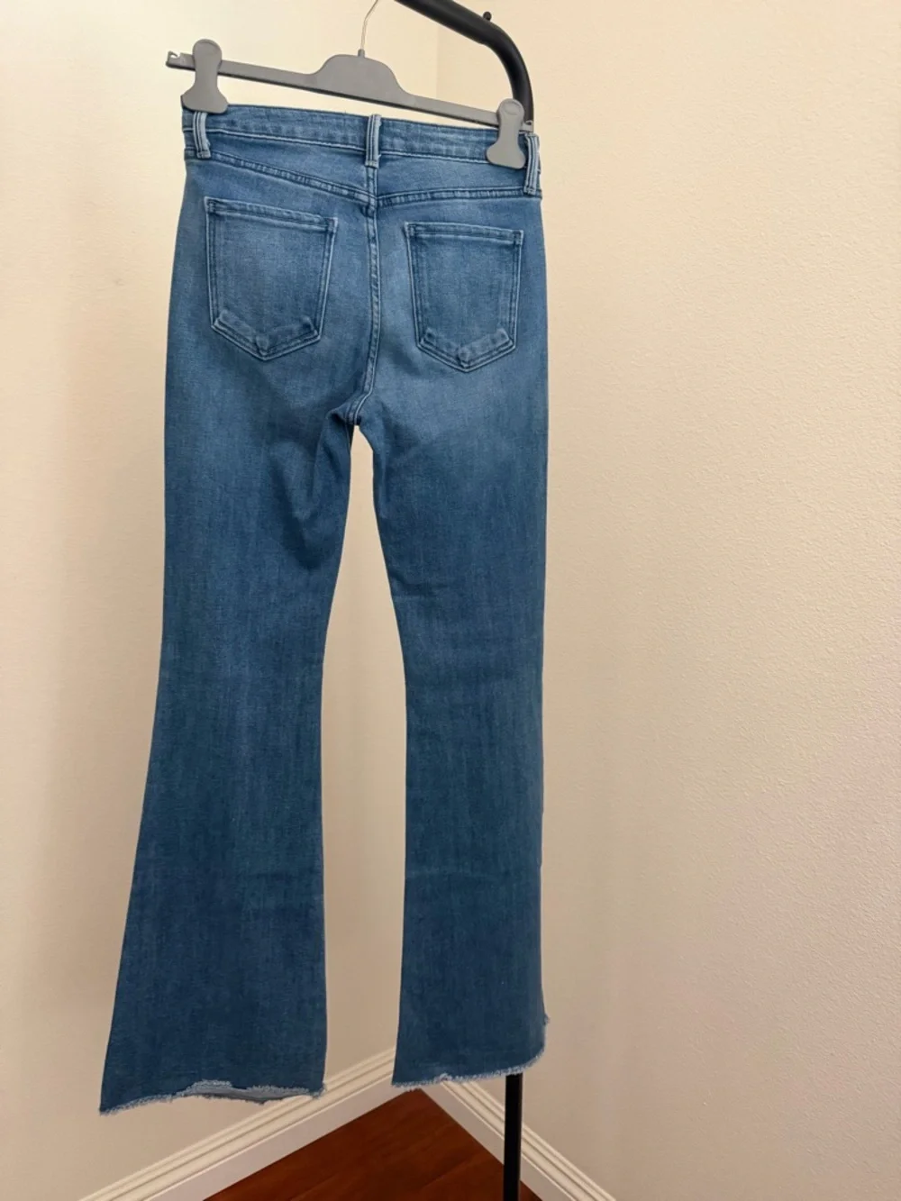Just Black Medium Blue High-Rise Flare Jeans size 27 - Picture 4 of 6